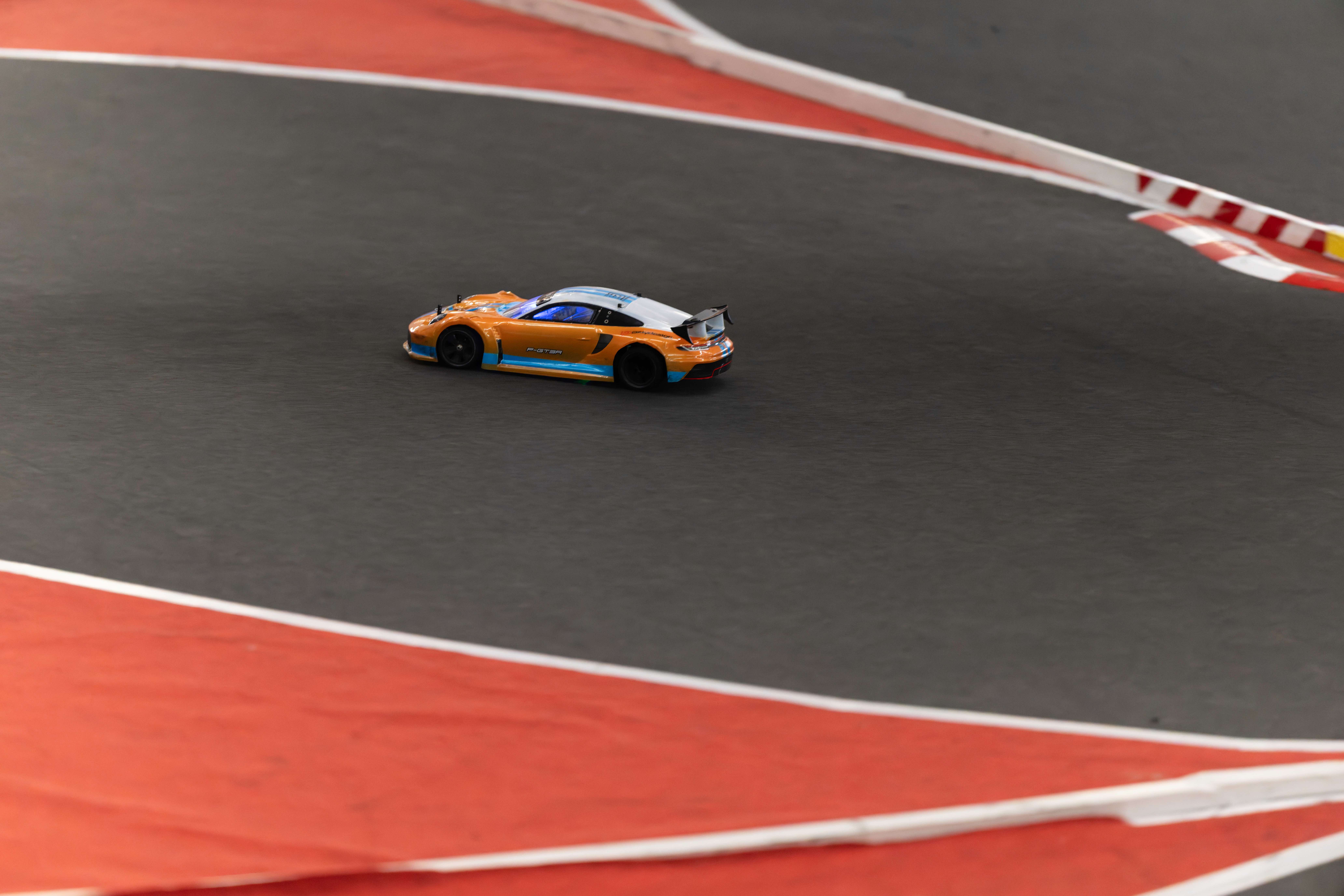 EMF Racing - Profil